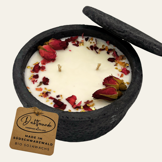 Handgemachte Betonkerze „Black Roses“ Aromakerze- Stilvolle Sojawachskerze für Ihr Zuhause. Mit Blütenverzierung und HOCHWERTIGEM Baumwolldocht aus dem Südschwarzwald - Besontique Home