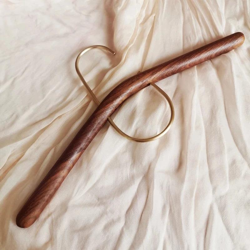 Retro Style Beech Wood Brass Clothes Hanger │ Design Seamless Clothes Coat Trousers Wardrobe Organizer