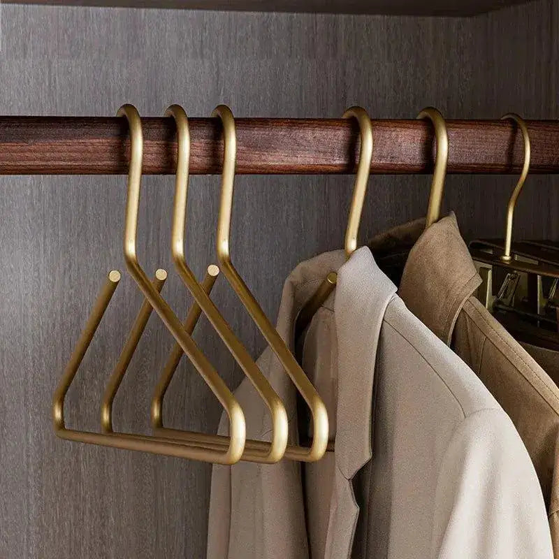 5-pcs-solid-matte-goldsilver-clothes-coat-hanger-seamless-metal-wardrobe-organizer-besontique-home-94290 - Besontique Home
