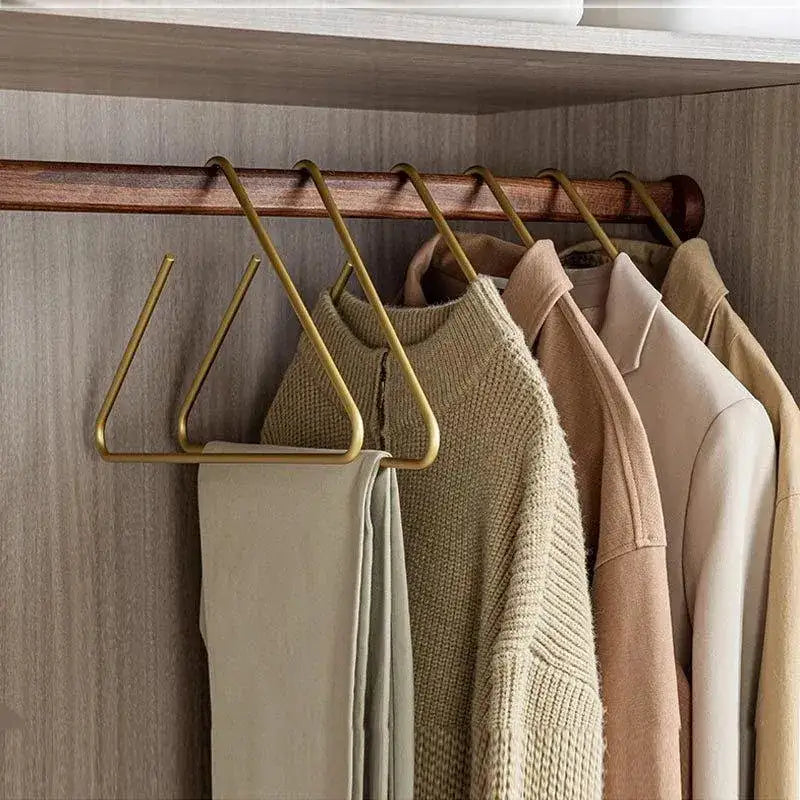 5-pcs-solid-matte-goldsilver-triangle-coat-pants-clothes-hanger-seamless-metal-storage-racks-wardrobe-organizer-besontique-home-70000 - Besontique Home