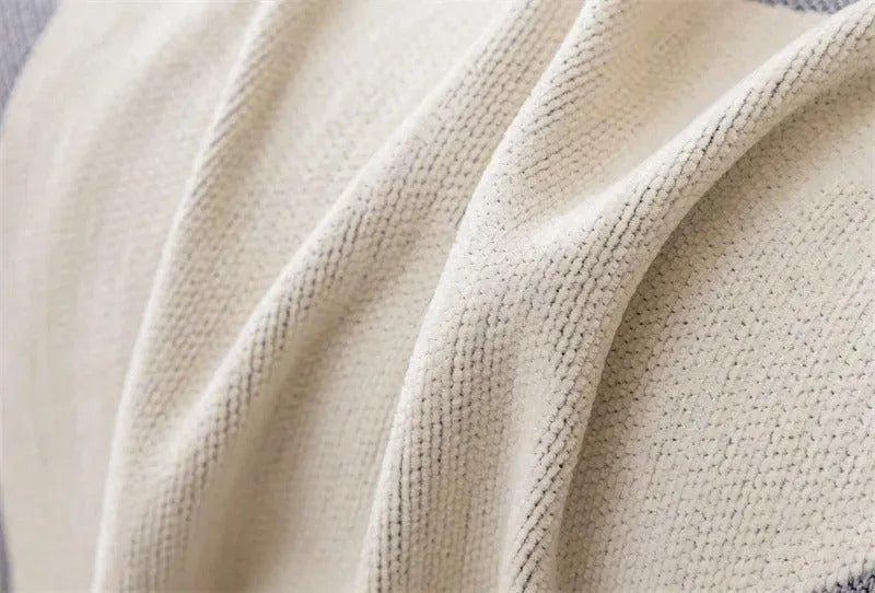 8 Chenille Line Pattern Throw Blanket with Tassel │ Simple Nordic Jacquard Reversible Double Sided Sofa Cover - Besontique Home