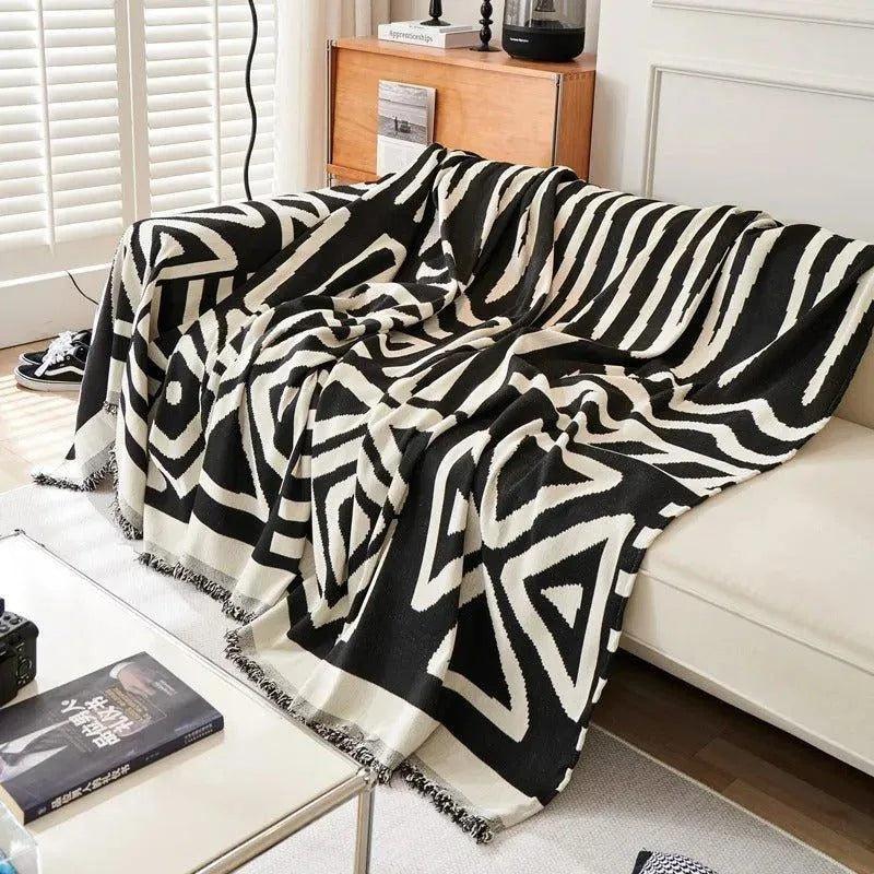 Boho Chenille Pattern Throw Blanket with Tassel │ Simple Nordic Jacquard Reversible Double Sided Sofa Cover - Besontique Home