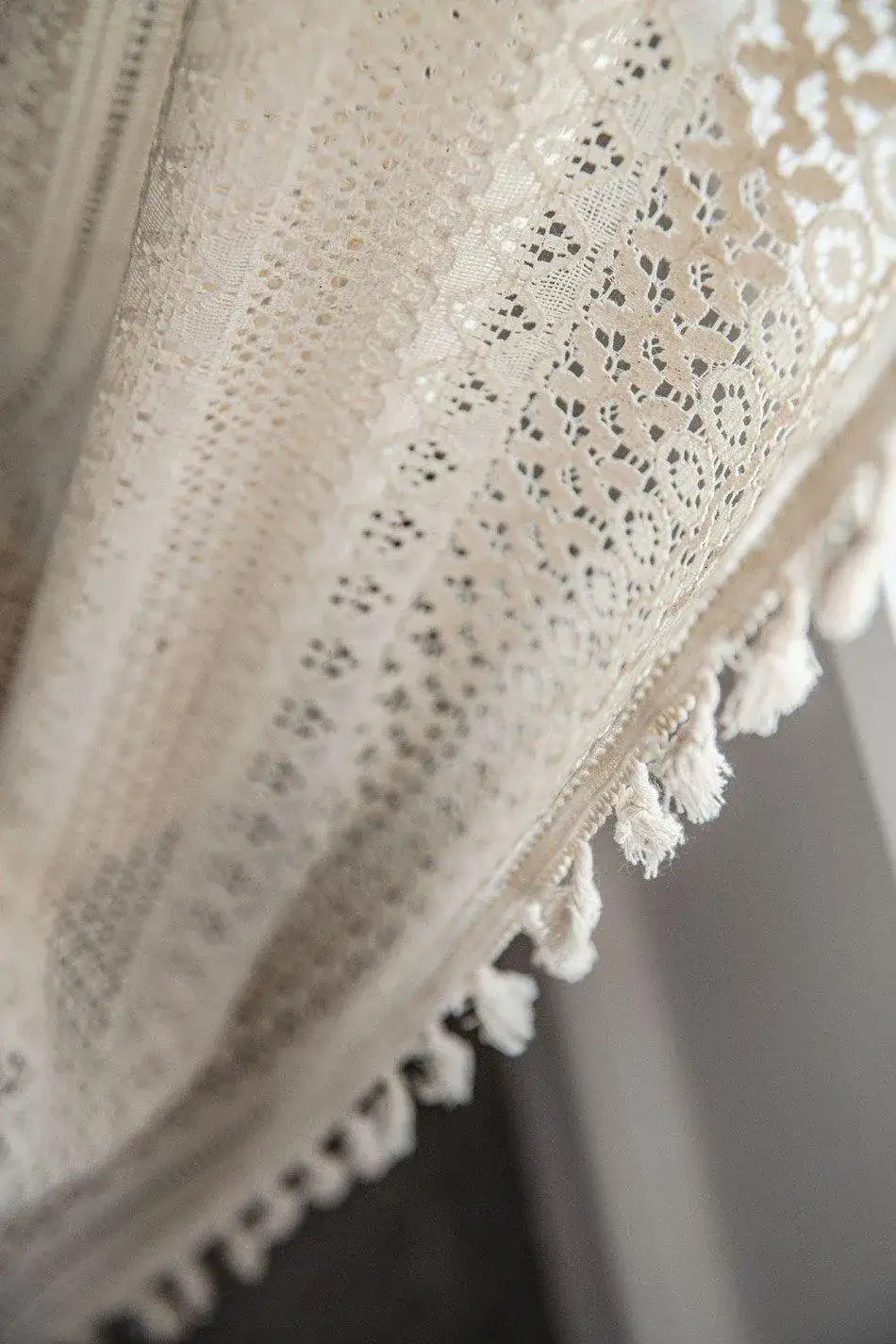 boho-style-translucent-curtain-beige-woven-geometric-crochet-curtains-besontique-home-49830 - Besontique Home