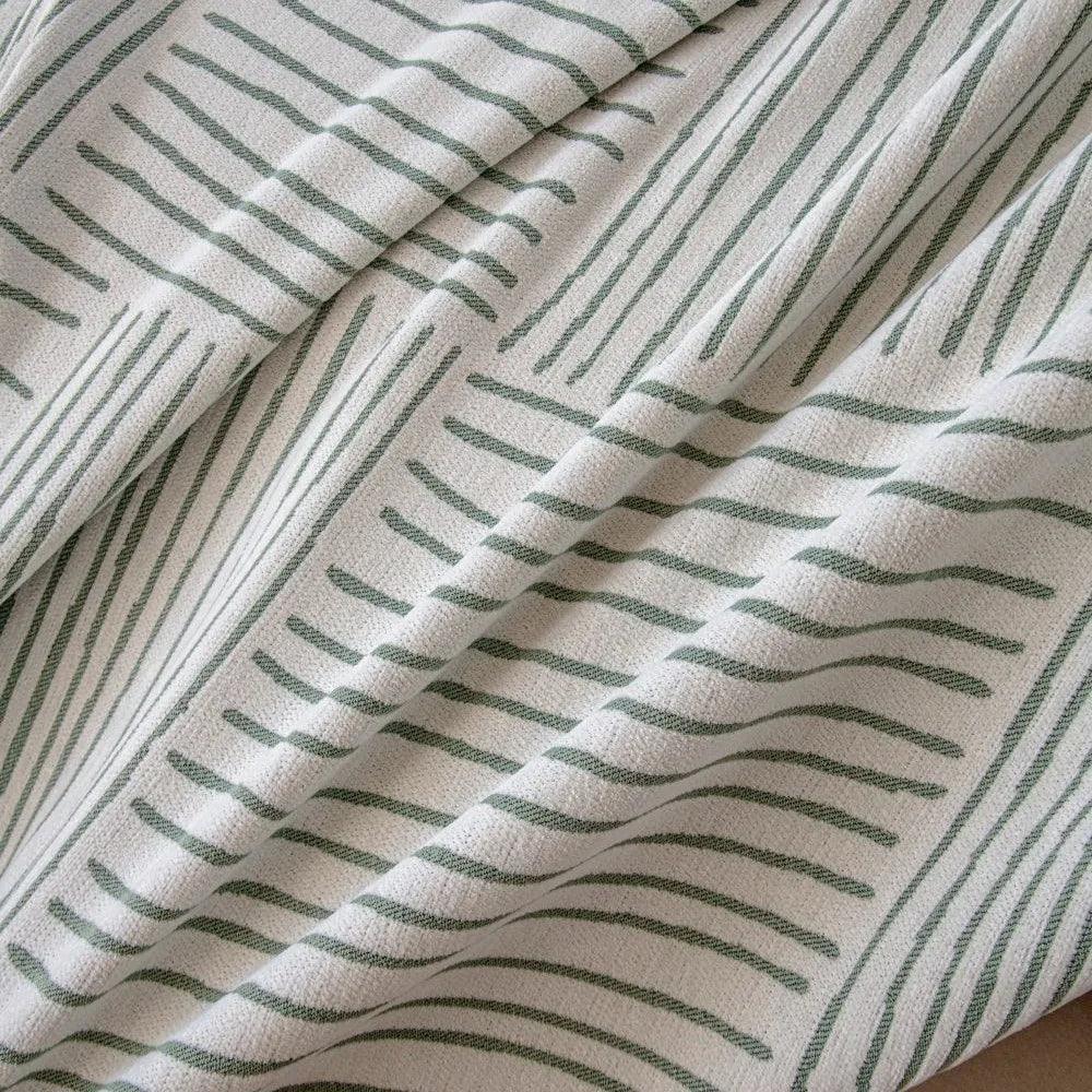 Chenille Striped Pattern Throw Blanket with Tassel 2 │ Nordic Jacquard Reversible Anti-cat Scratch Protection Sofa Cover - Besontique Home