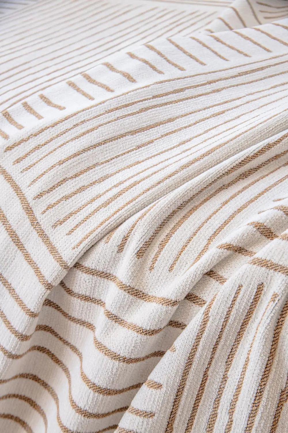 Chenille Striped Pattern Throw Blanket with Tassel 2 │ Nordic Jacquard Reversible Anti-cat Scratch Protection Sofa Cover - Besontique Home