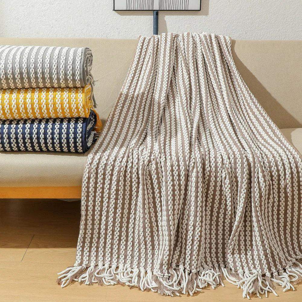 fluffy-chenille-throw-blanket-with-tassels-fringe-knitted-blankets-for-couch-decor-besontique-home-15751 - Besontique Home