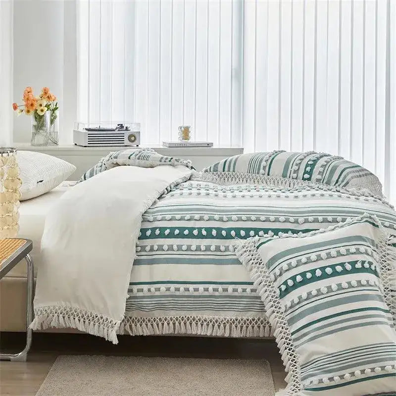 high-end-striped-cut-furball-bedding-set-modern-boho-quilt-with-tassels-bed-duvet-cover-pillow-case-besontique-home-63400 - Besontique Home