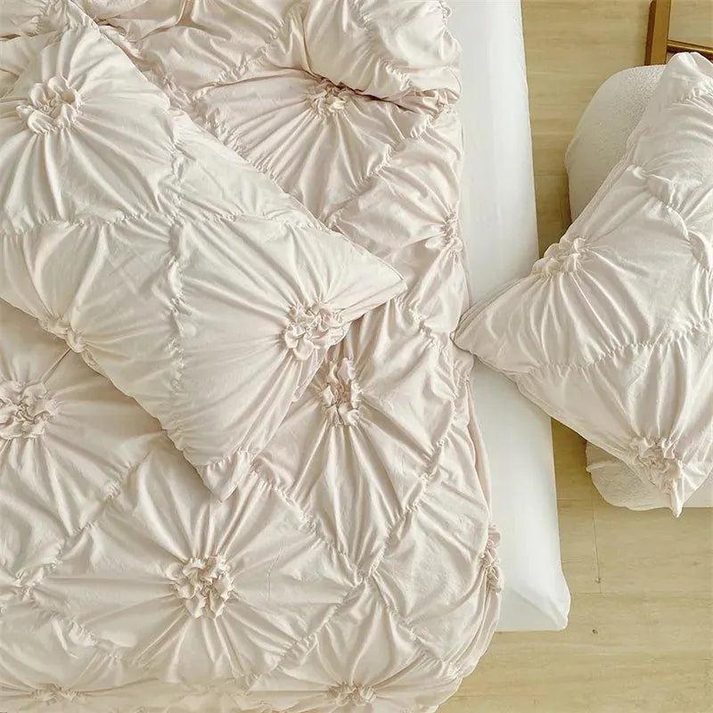 High End Three-dimensional Pinch Pleated Bedding Set │ Modern Boho Quilt Bed Duvet cover Pillow case - Besontique Home