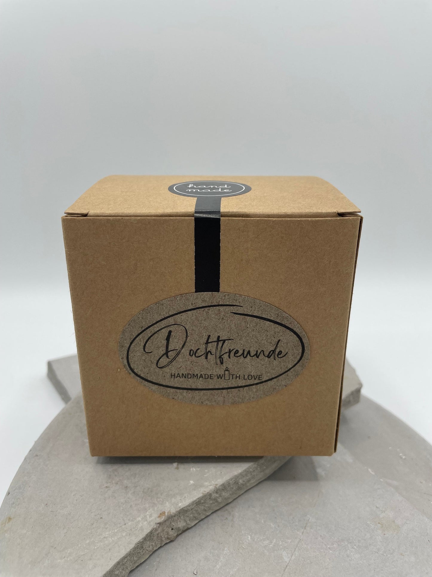 Tada - dein Geschenk - LUSTIGES Lama - personalisierbare PREMIUM Duftkerze mit verschiedenen Dekoren - handgemacht aus dem Südschwarzwald - Besontique Home