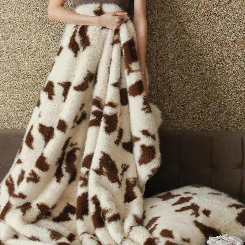 Imitation Faux Fox Fur Blanket │ High-end Warm Autumn Winter Blanket for Sofa Couch Bed Decor - Besontique Home