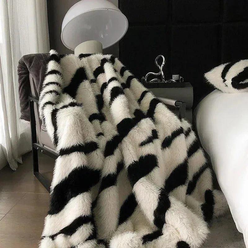 Imitation Faux Fox Fur Blanket │ High-end Warm Autumn Winter Blanket for Sofa Couch Bed Decor - Besontique Home