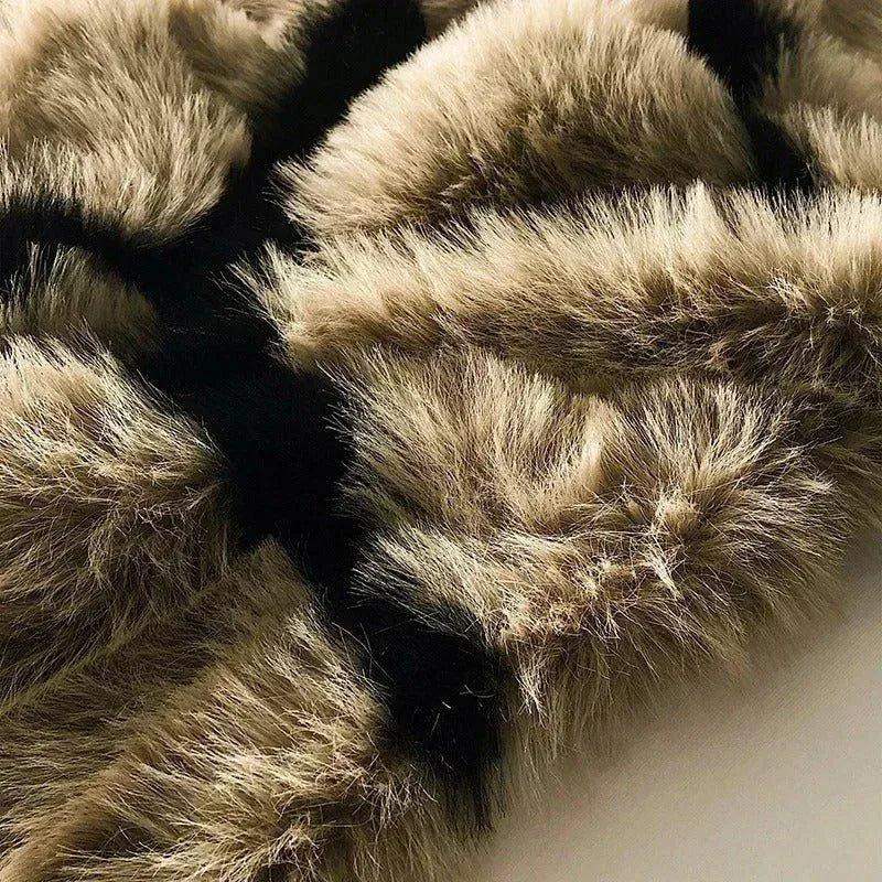 Imitation Faux Fox Fur Blanket │ High-end Warm Autumn Winter Blanket for Sofa Couch Bed Decor - Besontique Home