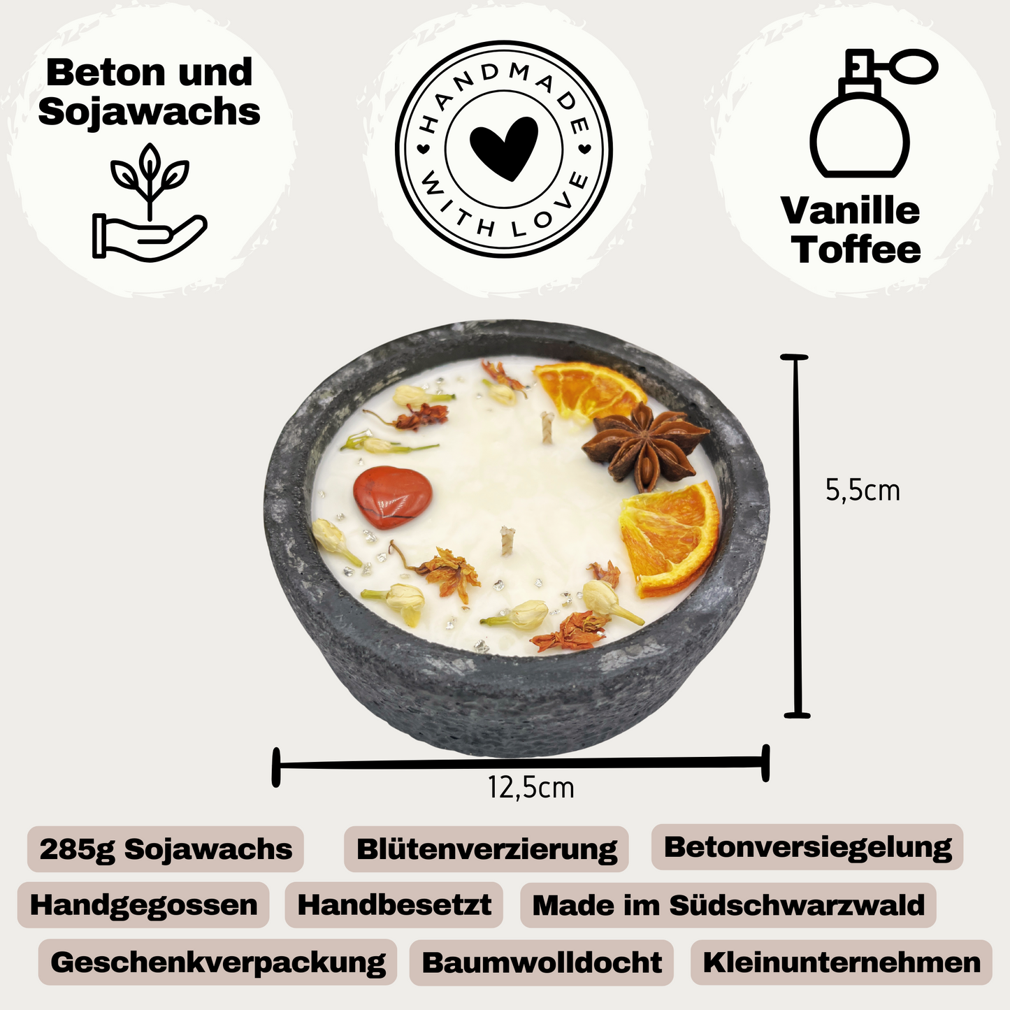 Betonkerze "Black Cinnamon" Stilvolle Sojawachskerze für Ihr Zuhause. Aromatherapie Kerze mit Blütenverzierung und HOCHWERTIGEM Baumwolldocht aus dem Südschwarzwald - Besontique Home