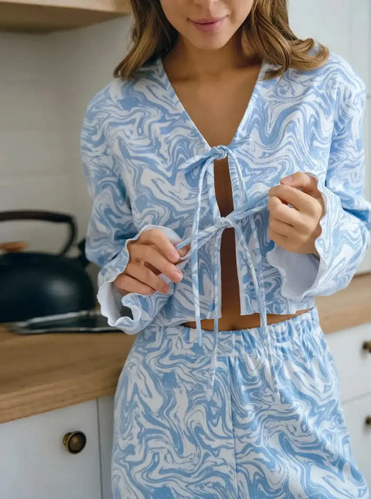 light-blue-pattern-printed-long-sleeved-cardigan-and-shorts-2-piece-set-cozy-homewear-pajamas-sleepwear-besontique-home-41850 - Besontique Home