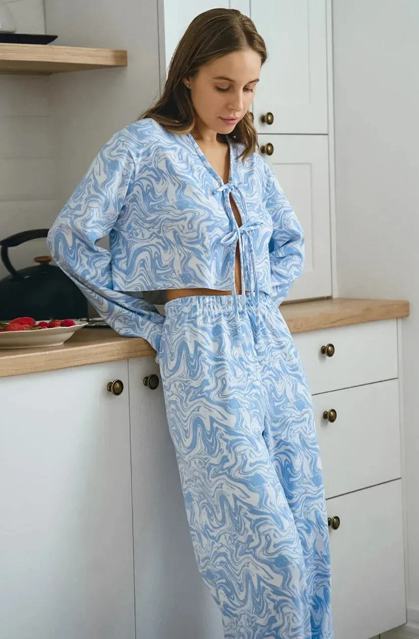 Light Blue Pattern Printed Long-Sleeved Cardigan & Shorts 2-Piece Set – Cozy Homewear Pajamas Sleepwear - Besontique Home
