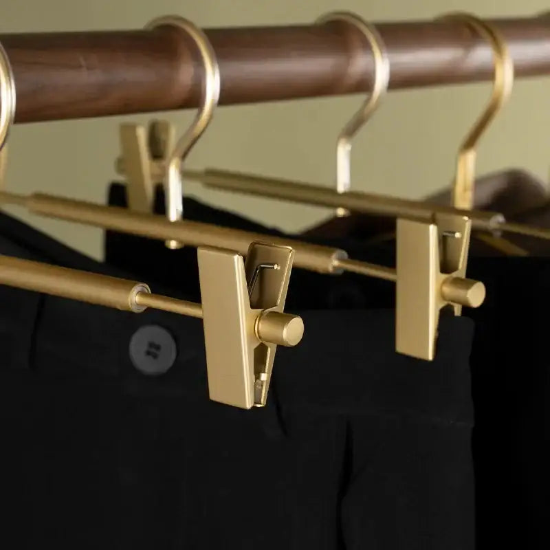 matte-goldsilver-skirts-pants-hangers-with-clip-metal-clothes-wardrobe-trouser-rack-besontique-home-70863 - Besontique Home
