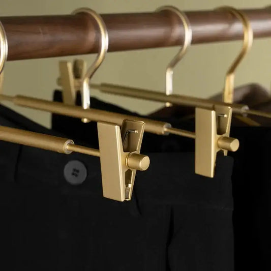 matte-goldsilver-skirts-pants-hangers-with-clip-metal-clothes-wardrobe-trouser-rack-besontique-home-70863 - Besontique Home