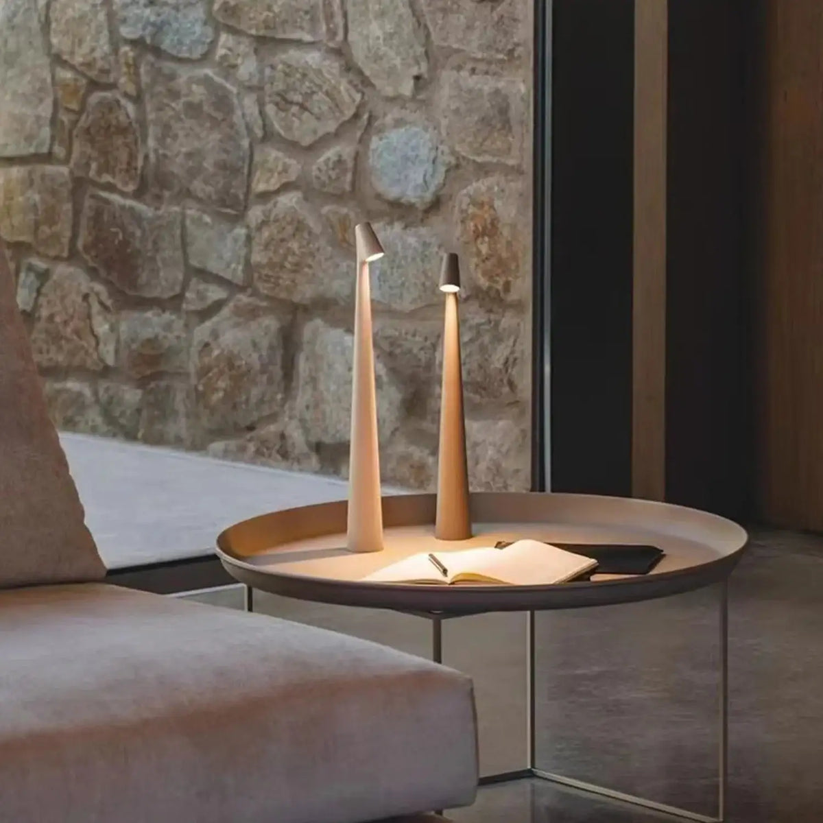minimal-dimming-usb-chargable-reading-table-lamp-modern-small-wireless-portable-light-besontique-home-98731 - Besontique Home