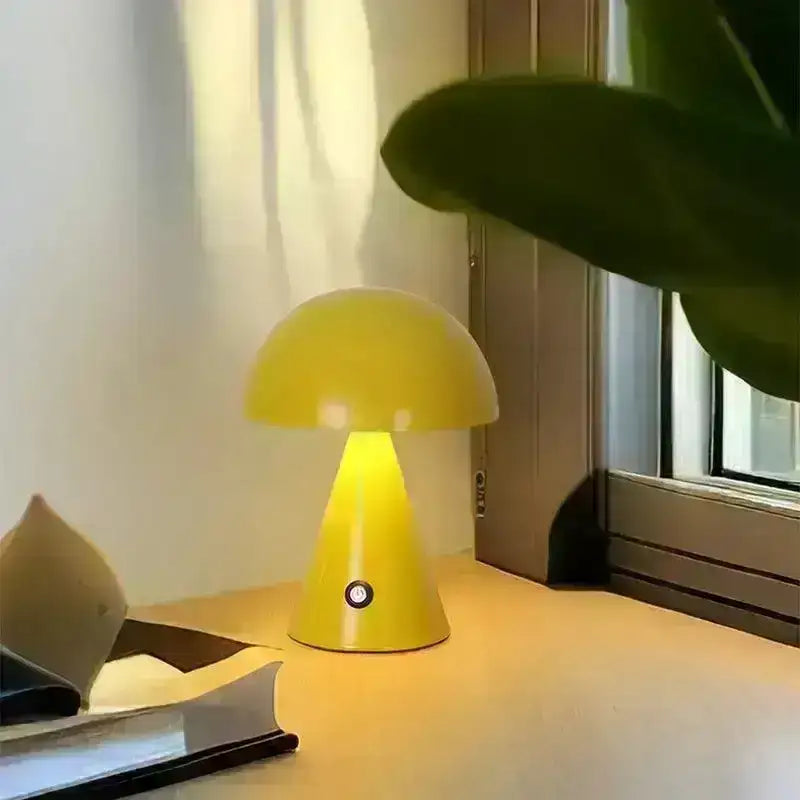 modern-mushroom-usb-wireless-chargable-table-lamp-led-light-besontique-home-75372 - Besontique Home