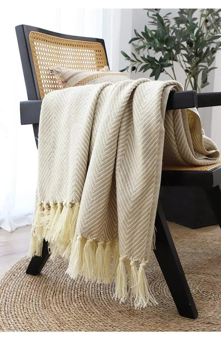 Modern Retro Geometric Knitted Blanket with Tassel │ Nordic Style Plaid Bedspread - Besontique Home