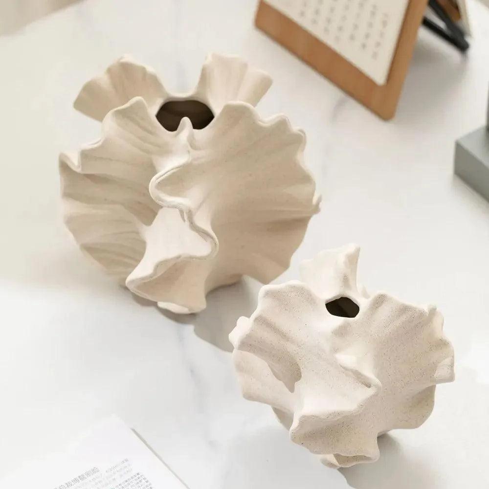 Nordic Minimalist Art Coral Shape Vase │ Ceramic Flower Pampas Grass Pot - Besontique Home