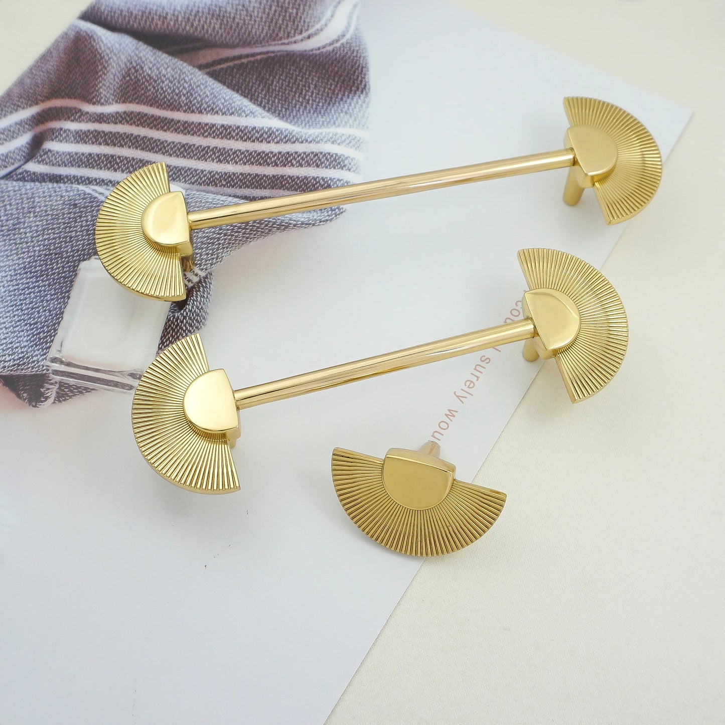 Solid Brass Fan Shaped Furniture Door Knob │ Polished Gold Kitchen Cabinet Handles - Besontique Home