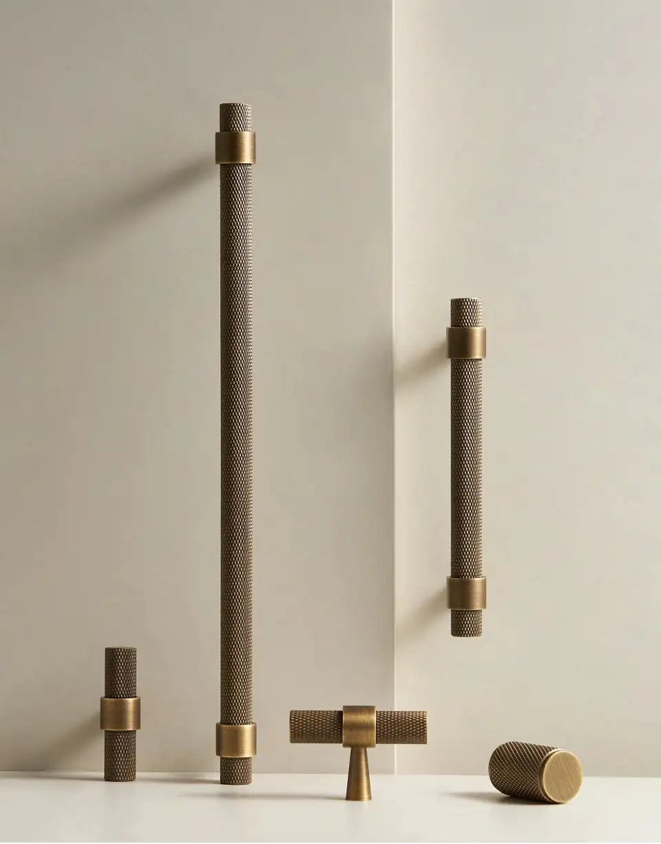 solid-brass-retro-bronze-antique-furniture-door-knob-art-deco-kitchen-drawer-wardrobe-handles-besontique-home-37732 - Besontique Home