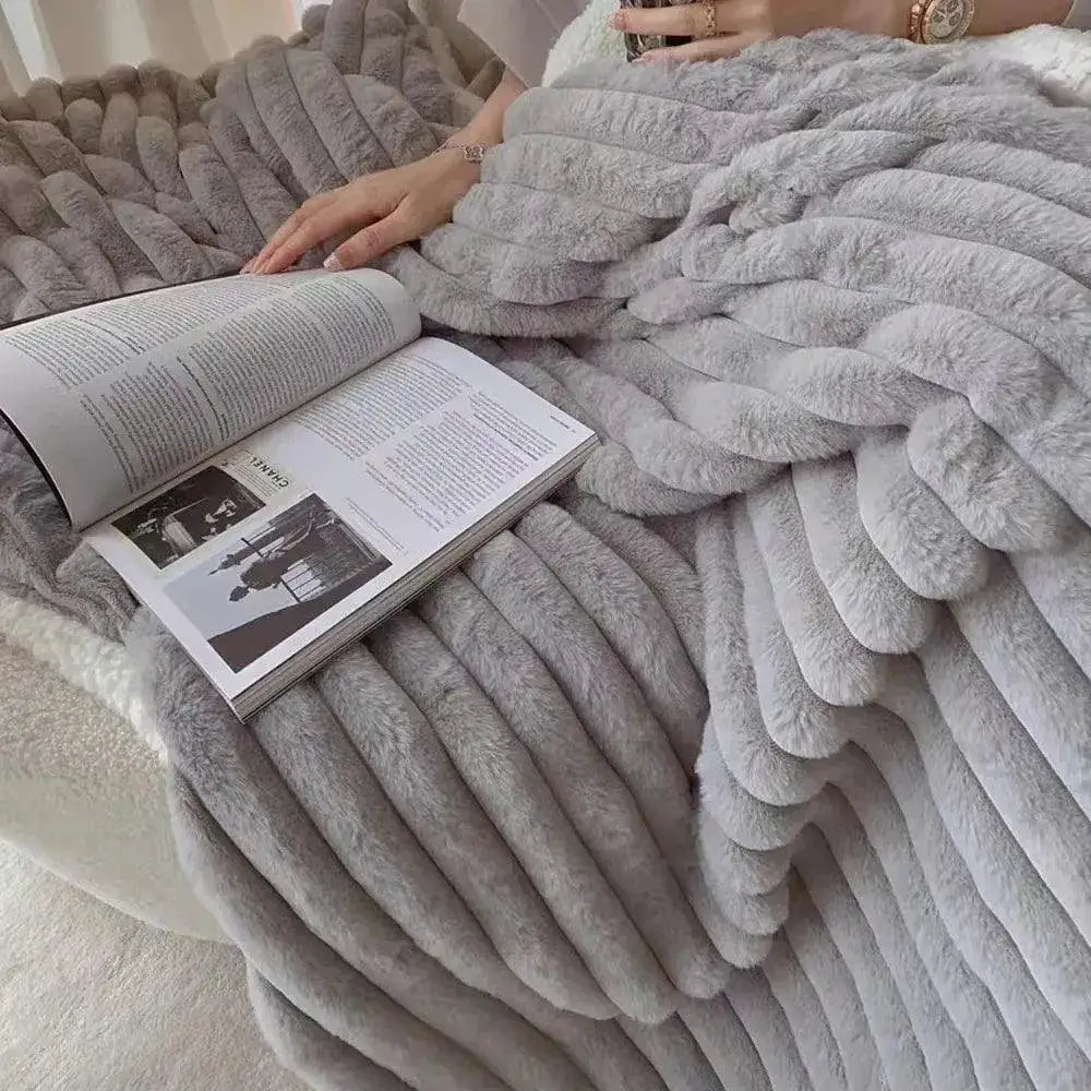 warm-faux-rabbit-plush-blanket-thickened-padded-covering-throw-blanket-for-sofa-couch-bed-decor-besontique-home-87895 - Besontique Home