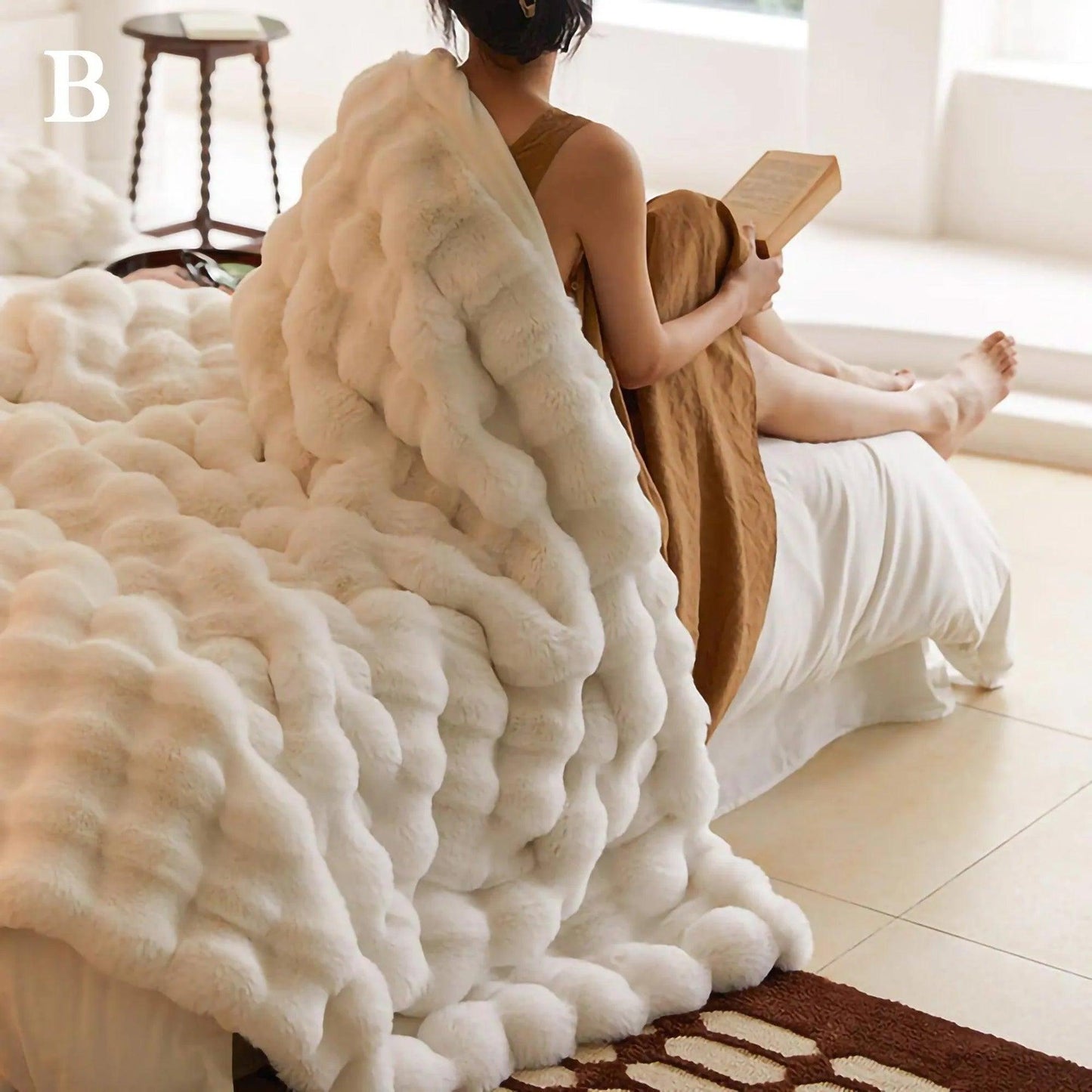 Neutral Luxury Fur Fluffy Blanket │ Super Comfortable Blankets for Bed │ High-end Warm Winter Blanket for Sofa Couch Decor - Besontique Home