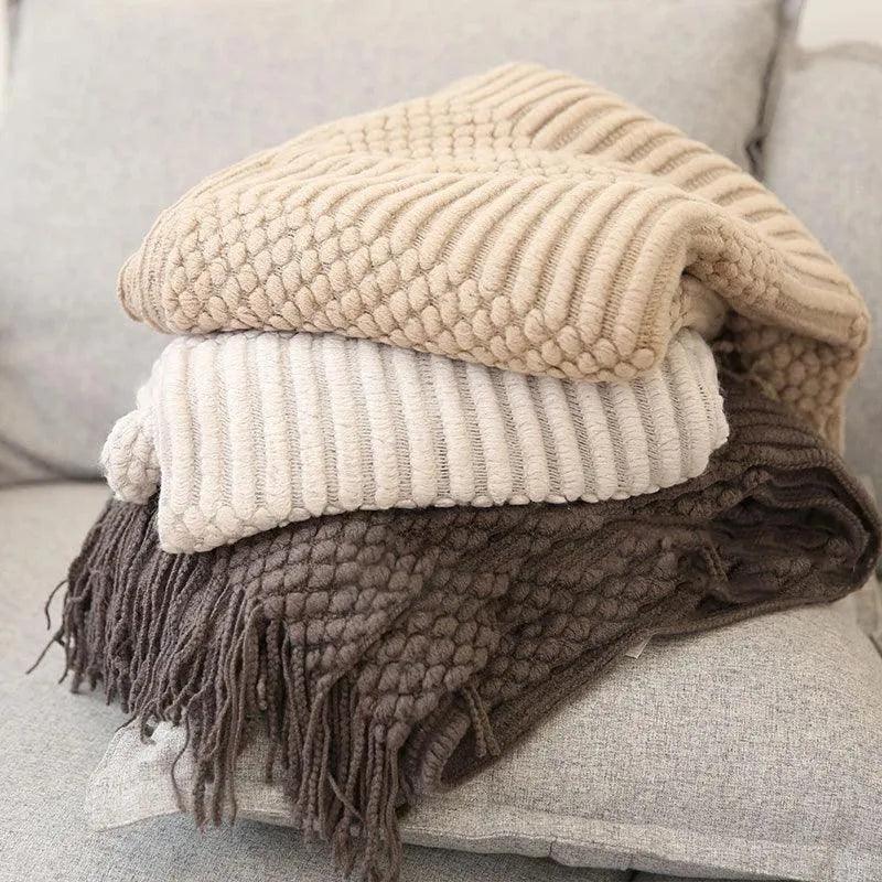 Simple Nordic Throw Blanket with Tassel │ Neutral Color Woven Blankets Bedspread - Besontique Home