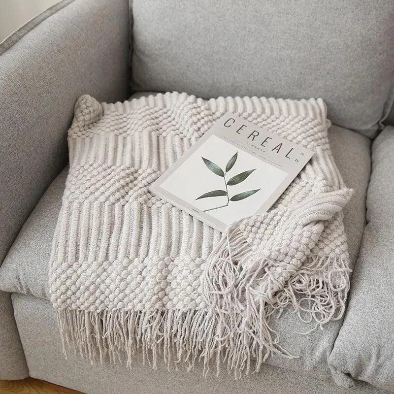 Simple Nordic Throw Blanket with Tassel │ Neutral Color Woven Blankets Bedspread - Besontique Home