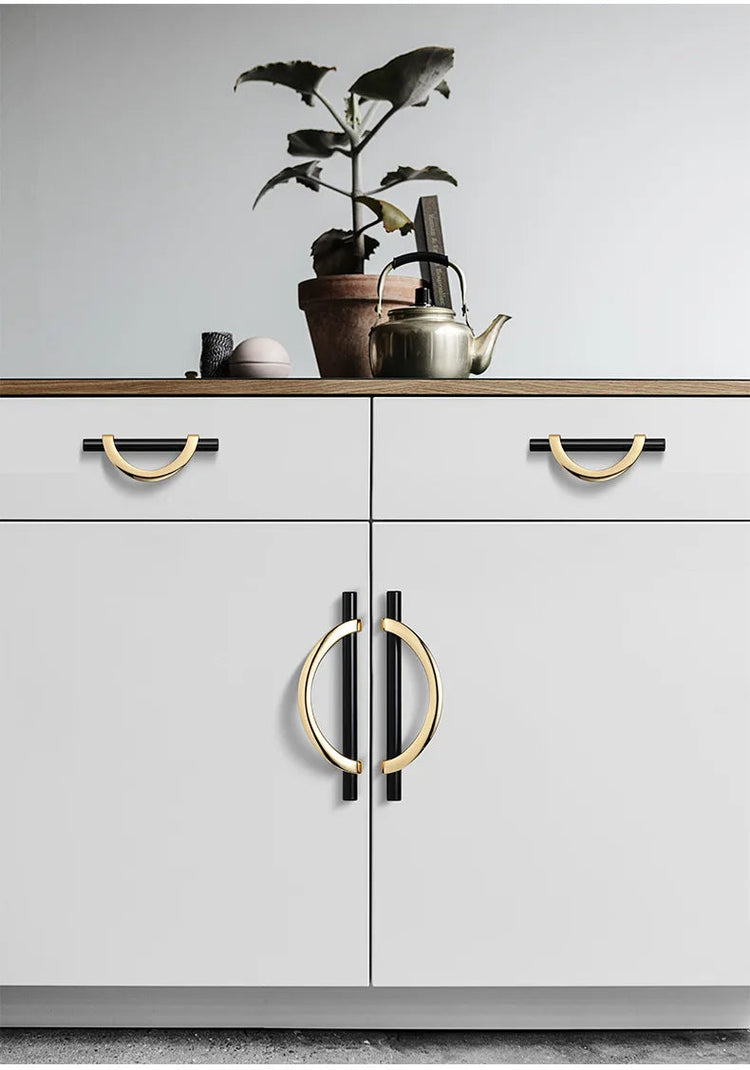 DOOR KNOBS