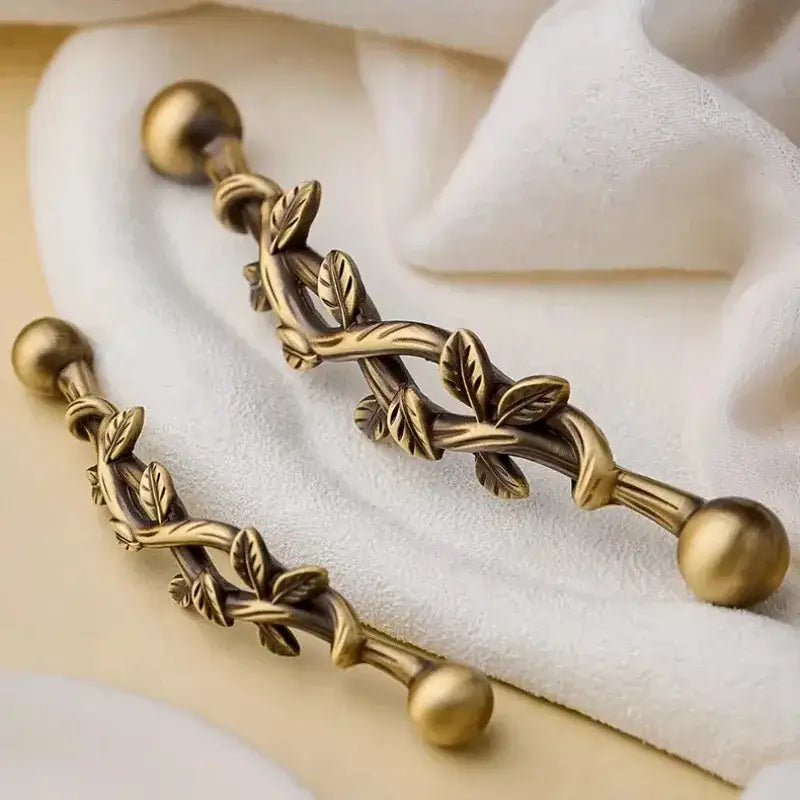 Vintage style Antique Brass Furniture Door Knob │  Kitchen Drawer Wardrobe Handles