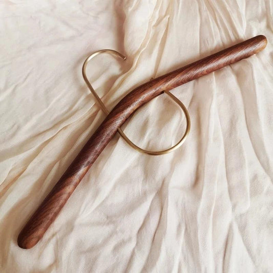 Retro Style Beech Wood Brass Clothes Hanger │ Design Seamless Clothes Coat Trousers Wardrobe Organizer