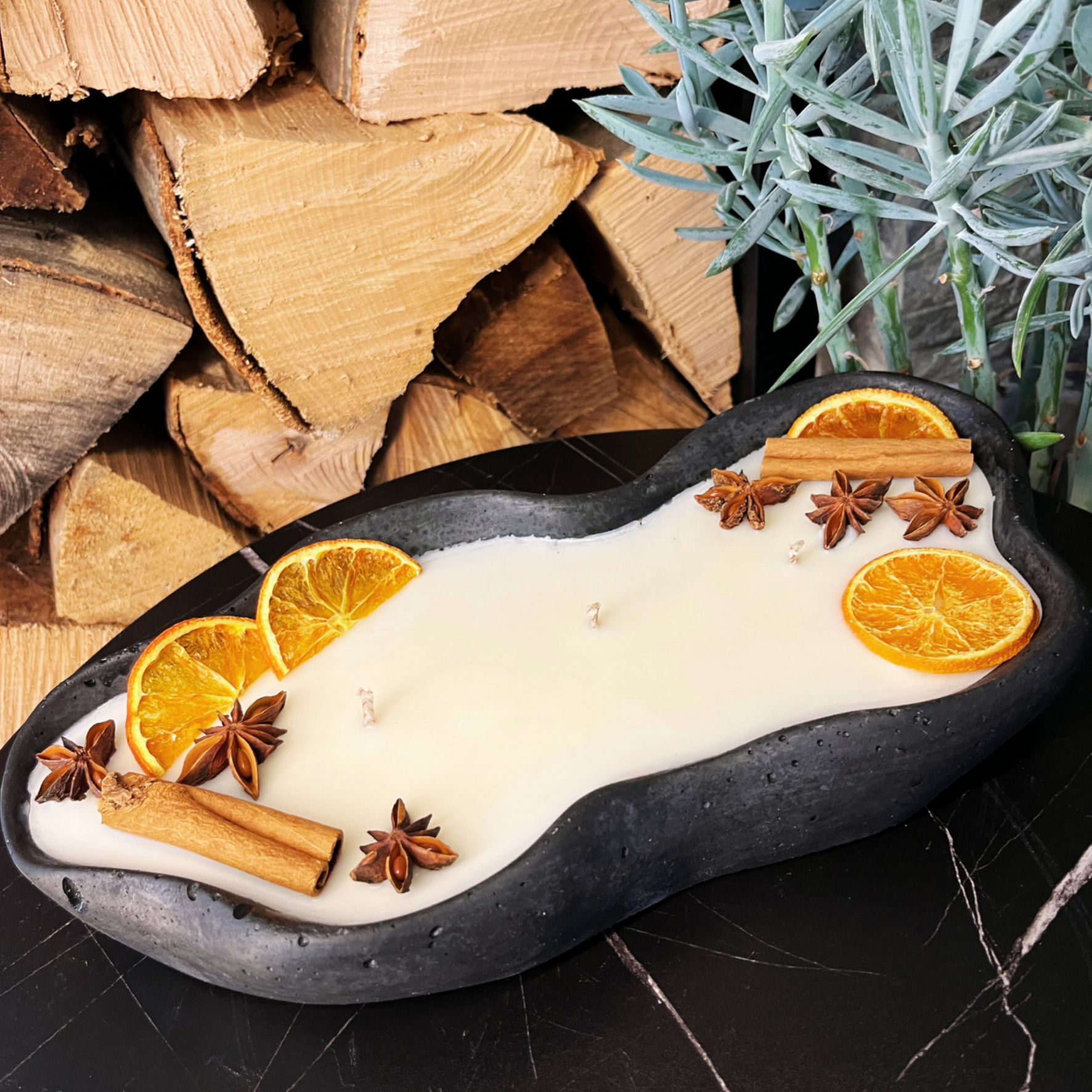 Handgemachte Betonduftkerze "Wave: Grey or Black" Bio Sojawachs mit Vanilla Toffee Duft - Betondekoration - Betonaccessoires oder Betondeko für Zuhause - Besontique Home