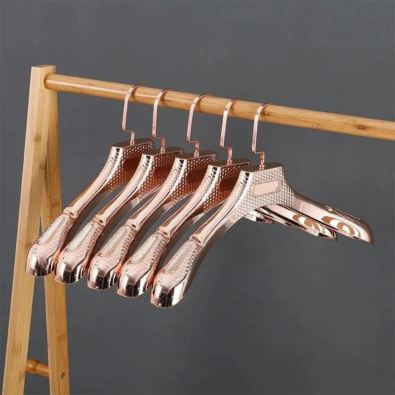 5 pcs Non-slip 4CM Wide Shoulder Clothes Hanger │ Closet Store Display PP Rack for Suit Sweater - Besontique Home