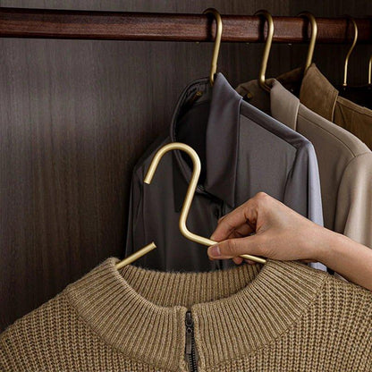 5 pcs Solid Matte Gold/Silver Clothes Coat Hanger │ Seamless Metal Wardrobe Organizer - Besontique