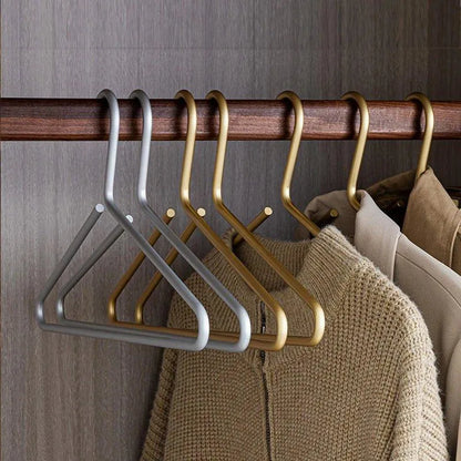 5 pcs Solid Matte Gold/Silver Clothes Coat Hanger │ Seamless Metal Wardrobe Organizer - Besontique Home