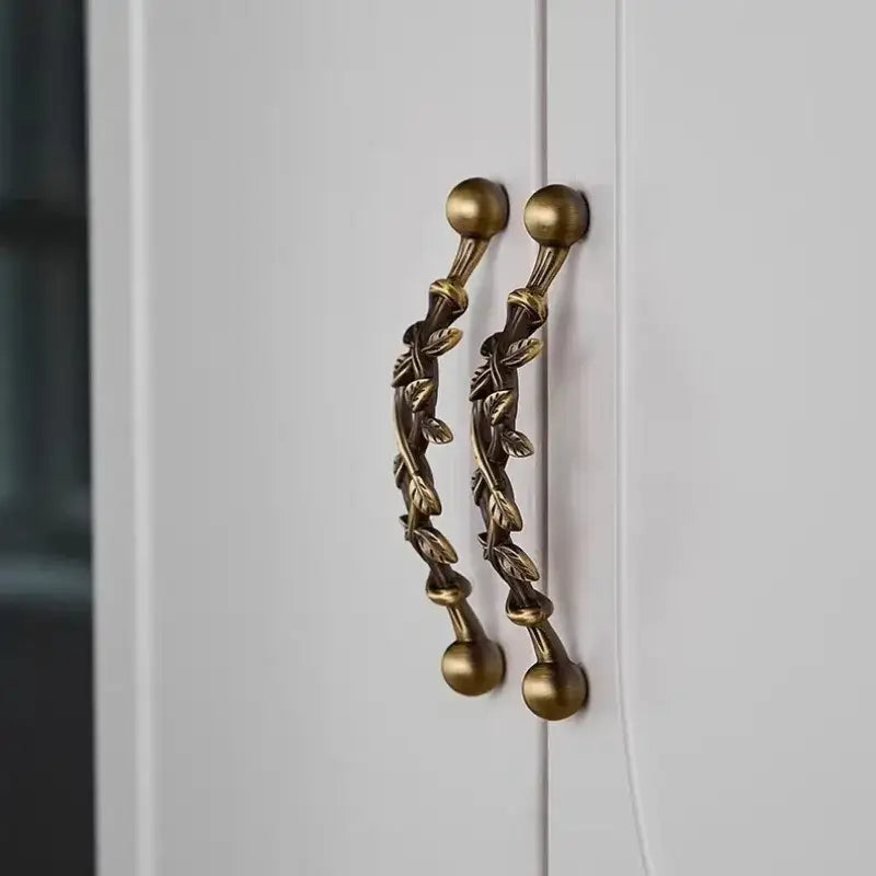 Vintage style Antique Brass Furniture Door Knob │  Kitchen Drawer Wardrobe Handles