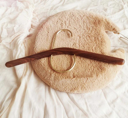 Retro Style Beech Wood Brass Clothes Hanger │ Design Seamless Clothes Coat Trousers Wardrobe Organizer