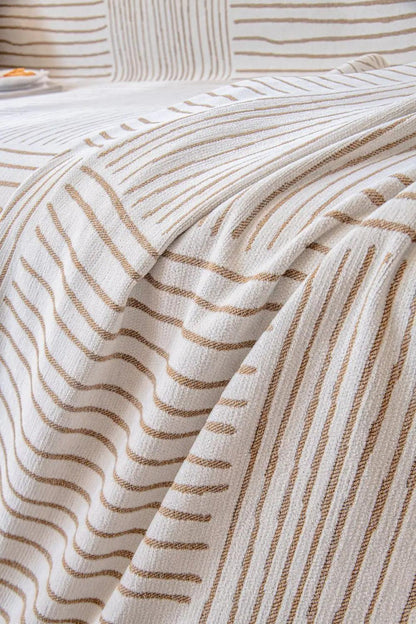 Chenille Striped Pattern Throw Blanket with Tassel 2 │ Nordic Jacquard Reversible Anti-cat Scratch Protection Sofa Cover - Besontique Home