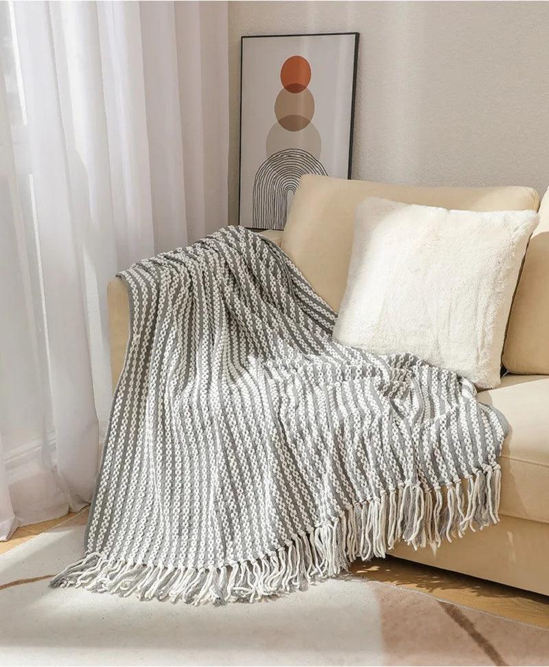 Fluffy Chenille Throw Blanket with Tassels │ Fringe Knitted Blankets for couch decor - Besontique