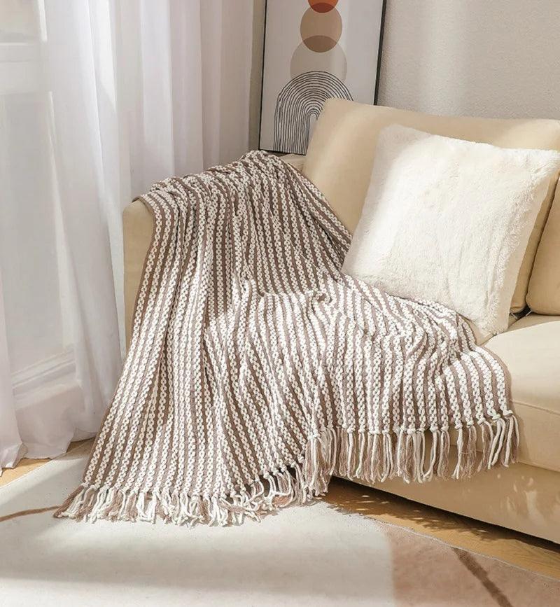 Fluffy Chenille Throw Blanket with Tassels │ Fringe Knitted Blankets for couch decor - Besontique