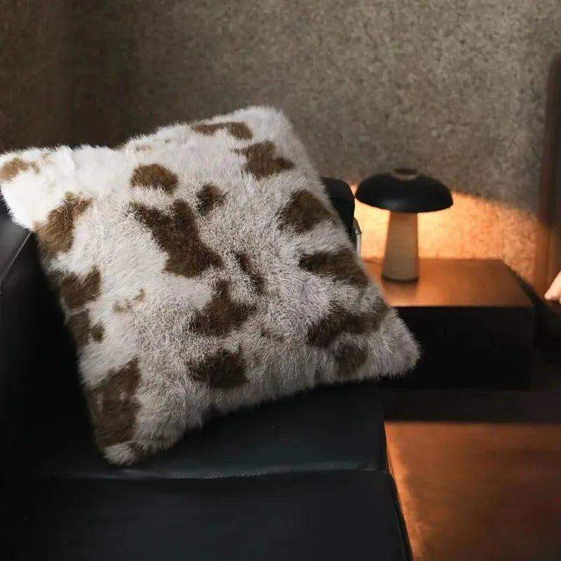High-end Imitation Fox Fur Throw Pillow │ Nordic Warm Comfortable Cushions with pilling - Besontique Home