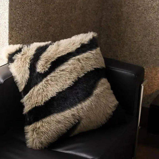 High-end Imitation Fox Fur Throw Pillow │ Nordic Warm Comfortable Cushions with pilling - Besontique Home
