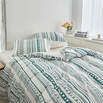 High-end Striped Cut Furball Bedding Set │ Modern Boho Quilt with Tassels Bed Duvet cover Pillow case - Besontique Home