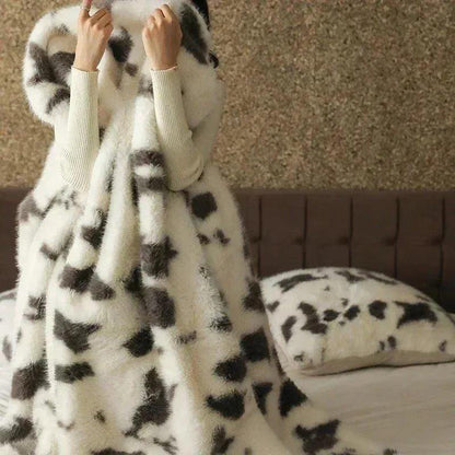 Imitation Faux Fox Fur Blanket │ High-end Warm Autumn Winter Blanket for Sofa Couch Bed Decor - Besontique Home