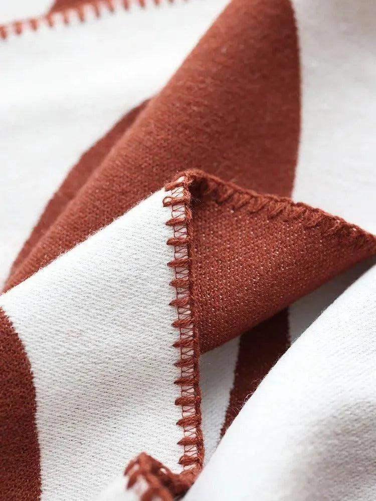 Modern Bohemian Abstract Throw Blanket │ Nordic Stylish Bedspread - Besontique Home