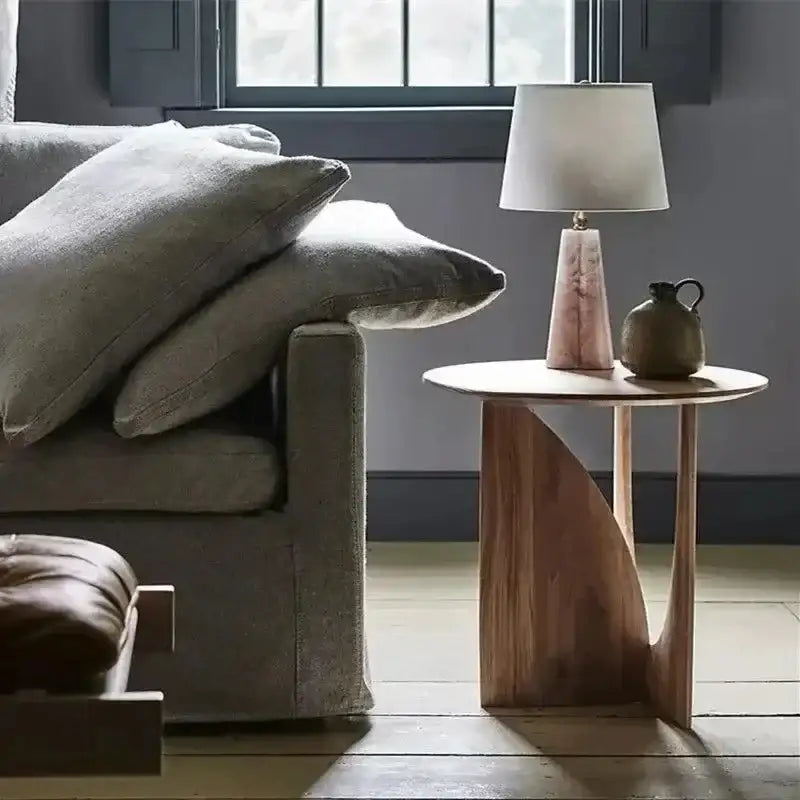 Moderner skandinavischer Mini-Beistelltisch │ Japandi-Holz-Nachttisch – Besontique Home