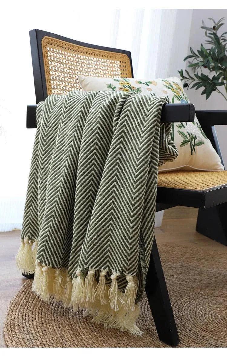 Modern Retro Geometric Knitted Blanket with Tassel │ Nordic Style Plaid Bedspread - Besontique Home